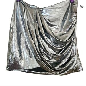 DO+BE Silver metallic draped mini skirt. Size M NWT